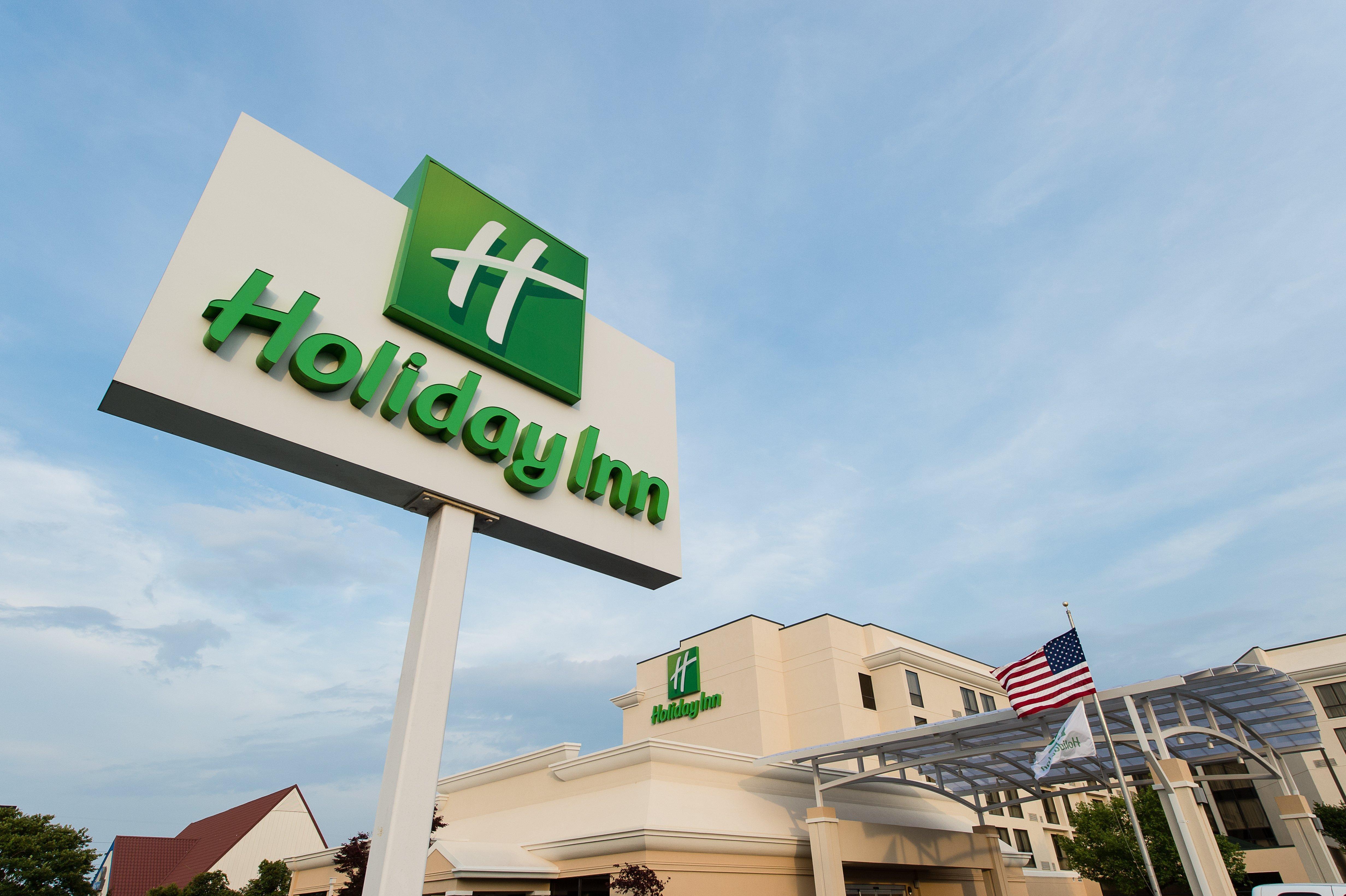 HOLIDAY INN WILMINGTON-MARKET ST. WILMINGTON | BEST RATES GUARANTEE | BOOK  NOW